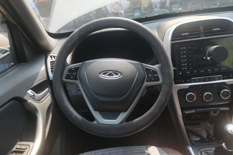 Used Chery Tiggo 3 2015 1.6L Manual Fashion Sport Edition Steering Wheel