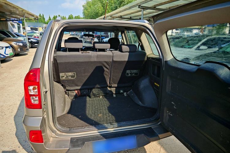 Used Chery Tiggo 3 2015 1.6L Manual Fashion Sport Edition Trunk