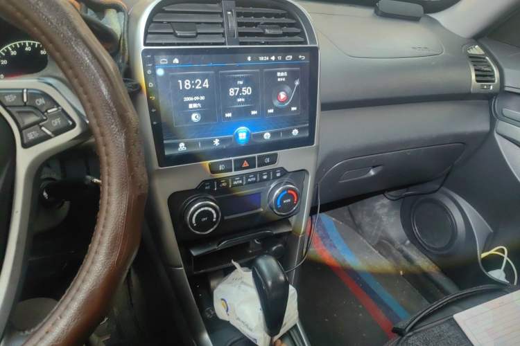 Used Chery Tiggo 3 2015 1.6L CVT ZhiShang Commemorative Edition Audio And AC Panel