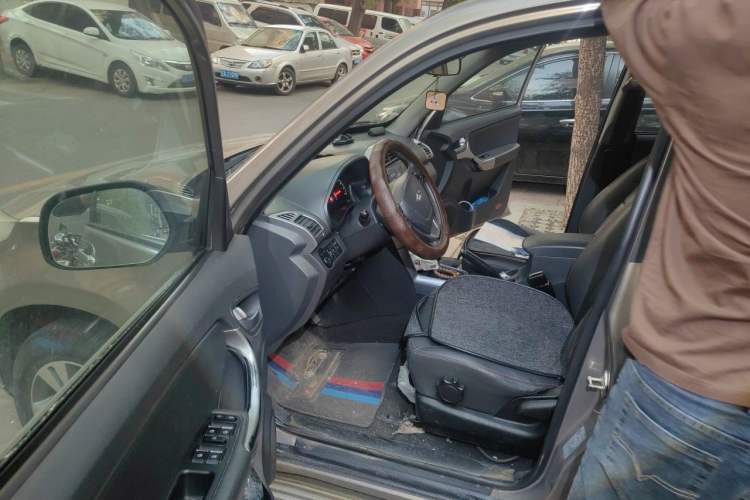 Used Chery Tiggo 3 2015 1.6L CVT ZhiShang Commemorative Edition Driver Seat