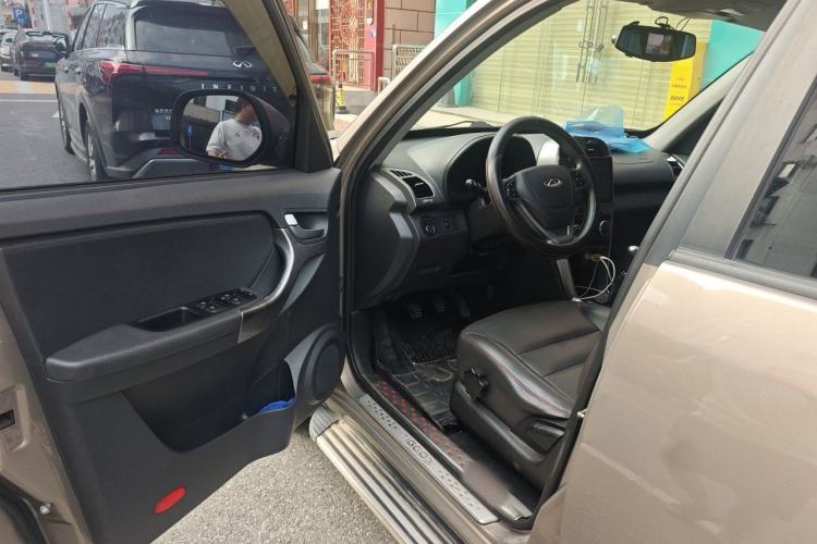 Used Chery Tiggo 3 2015 1.6L Manual Zhishang Sport Edition Driver Seat
