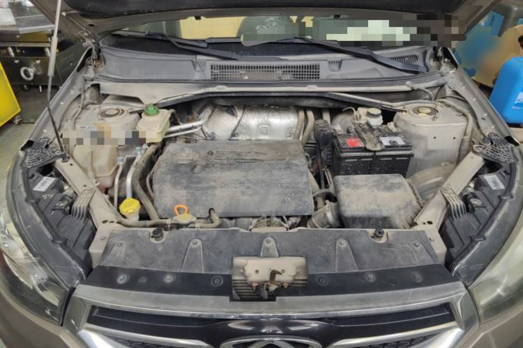 Used Chery Tiggo 3 2015 1.6L Manual Zhishang Commemorative Edition Engine Bay