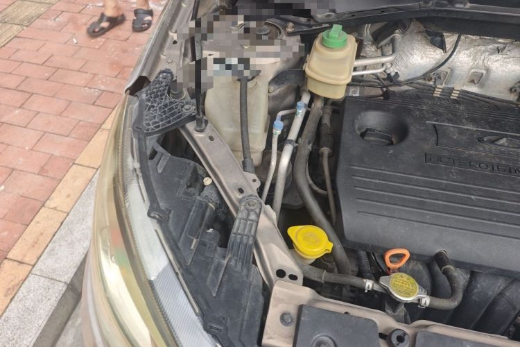 Used Chery Tiggo 3 2015 1.6L Manual Zhishang Sport Edition Engine Bay Right