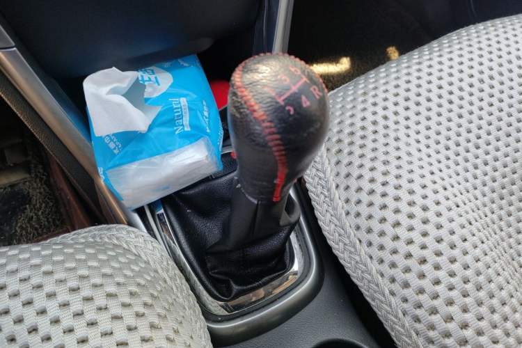 Used Chery Tiggo 3 2015 1.6L Manual Zhishang Sport Edition Gear Lever