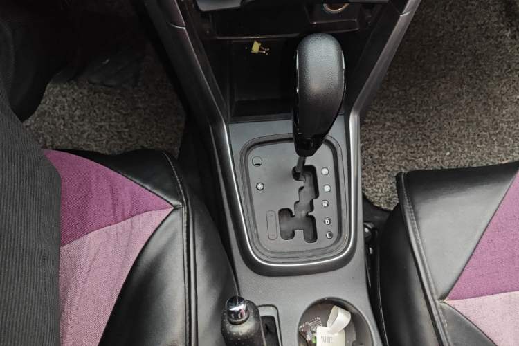 Used Chery Tiggo 3 2015 1.6L CVT ZhiShang Commemorative Edition Gear Lever