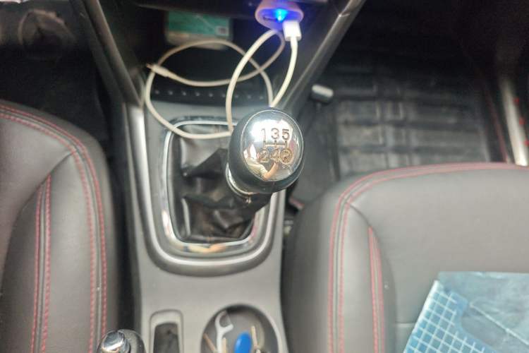 Used Chery Tiggo 3 2015 1.6L Manual Zhishang Sport Edition Gear Lever