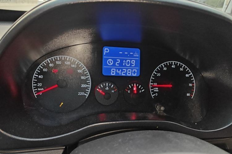 Used Chery Tiggo 3 2015 1.6L CVT ZhiShang Commemorative Edition Instrument Cluster
