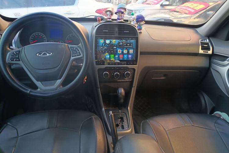 Used Chery Tiggo 3 2015 1.6L CVT Fashion Sport Edition Interior 2