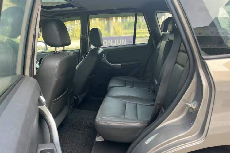 Used Chery Tiggo 3 2015 1.6L CVT ZhiShang Commemorative Edition Left Rear Seat