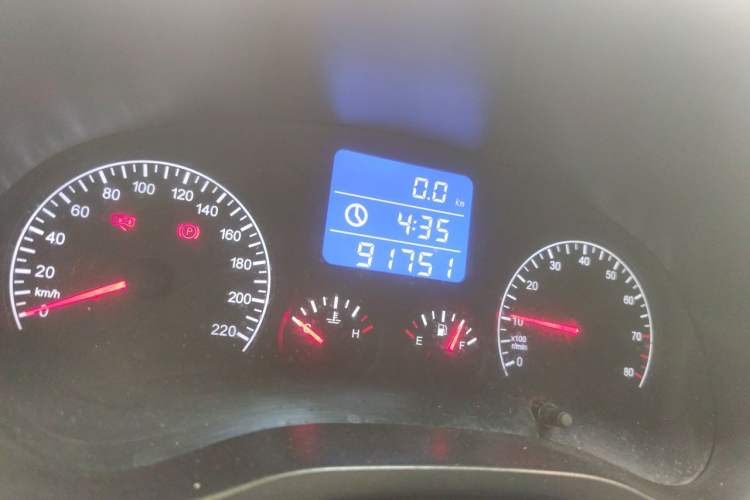 Used Chery Tiggo 3 2015 1.6L Manual Fashion Sport Edition Odometer Close Up