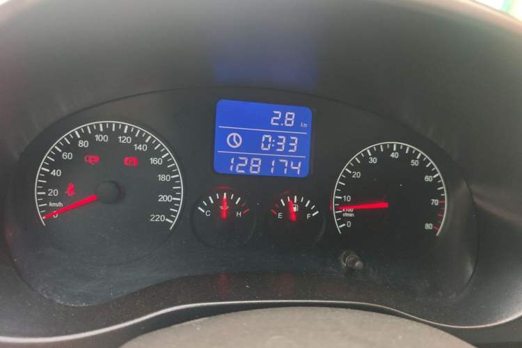 Used Chery Tiggo 3 2015 1.6L Manual Zhishang Sport Edition Odometer Close Up