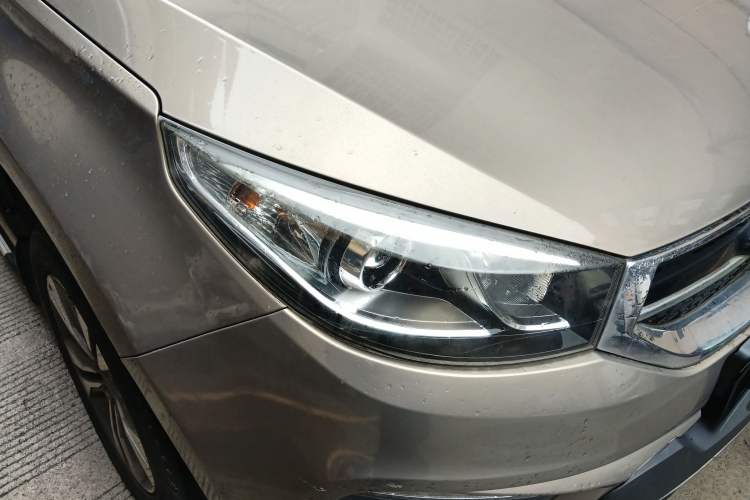 Used Chery Tiggo 3 2015 1.6L Manual Zhishang Sport Edition Right Front Headlight