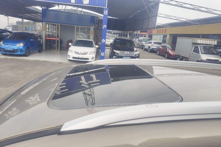 Used Chery Tiggo 3 2015 1.6L CVT ZhiShang Commemorative Edition Roof
