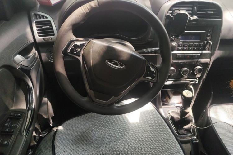 Used Chery Tiggo 3 2015 1.6L Manual Fashion Sport Edition Steering Wheel