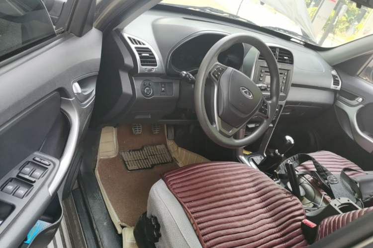 Used Chery Tiggo 3 2015 1.6L Manual Fashion Sport Edition Driver Seat