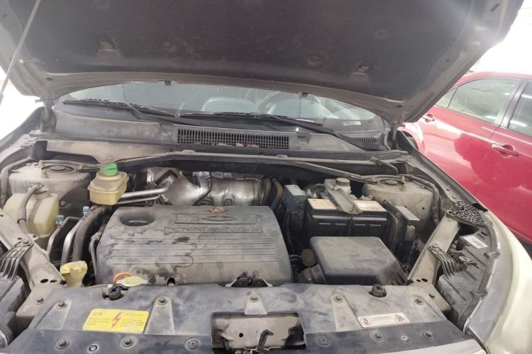 Used Chery Tiggo 3 2015 1.6L CVT ZhiShang Commemorative Edition Engine Bay