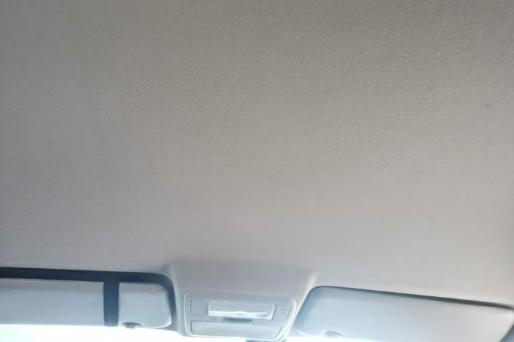 Used Chery Tiggo 3 2015 1.6L Manual Fashion Sport Edition Headliner