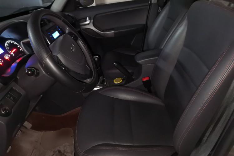 Used Chery Tiggo 3 2015 1.6L Manual Zhishang Sport Edition Left Front Seat