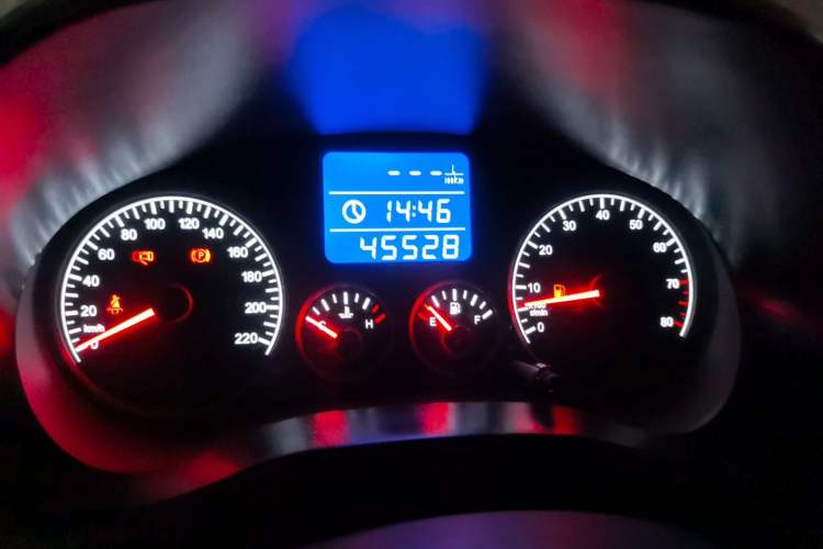 Used Chery Tiggo 3 2015 1.6L Manual Zhishang Sport Edition Odometer Close Up