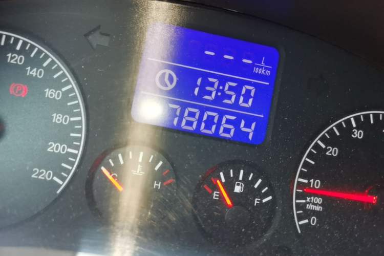 Used Chery Tiggo 3 2015 1.6L Manual Fashion Sport Edition Odometer Close Up