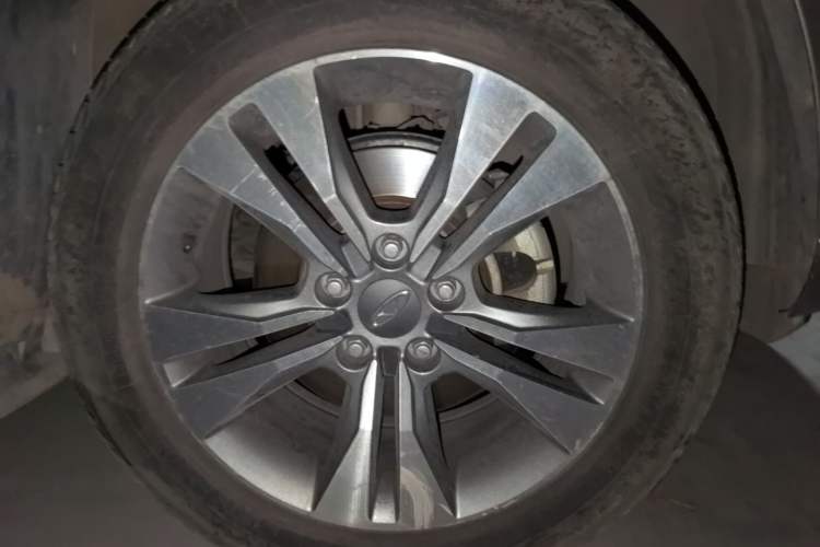 Used Chery Tiggo 3 2015 1.6L Manual Zhishang Sport Edition Right Front Wheel Hub