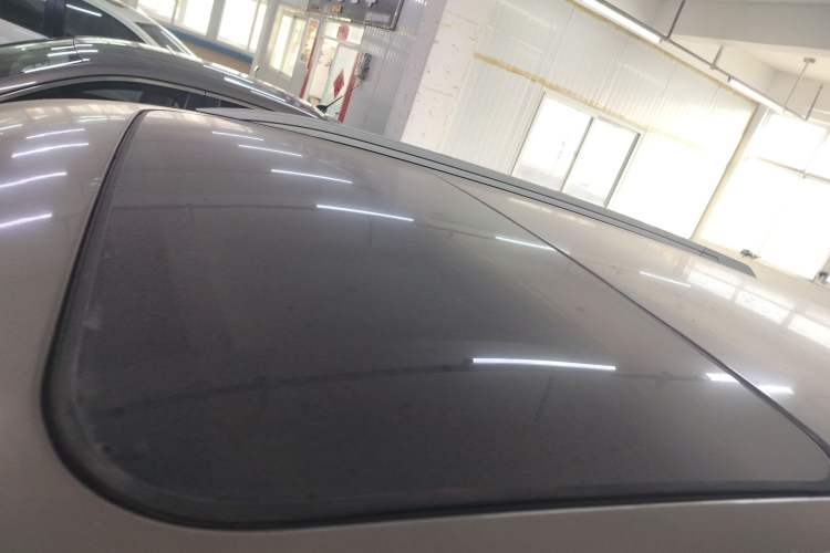 Used Chery Tiggo 3 2015 1.6L CVT ZhiShang Commemorative Edition Roof