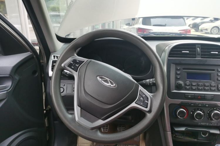 Used Chery Tiggo 3 2015 1.6L Manual Fashion Sport Edition Steering Wheel