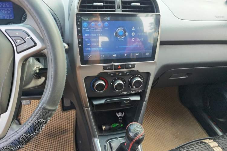 Used Chery Tiggo 3 2015 1.6L Manual Fashion Sport Edition Audio And AC Panel