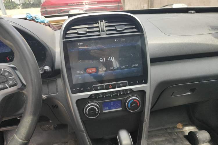 Used Chery Tiggo 3 2015 1.6L CVT ZhiShang Commemorative Edition Audio And AC Panel
