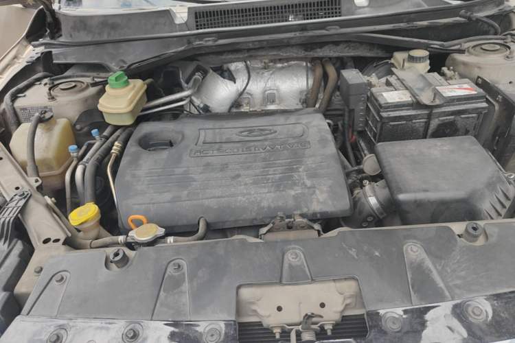 Used Chery Tiggo 3 2015 1.6L CVT ZhiShang Commemorative Edition Engine Bay