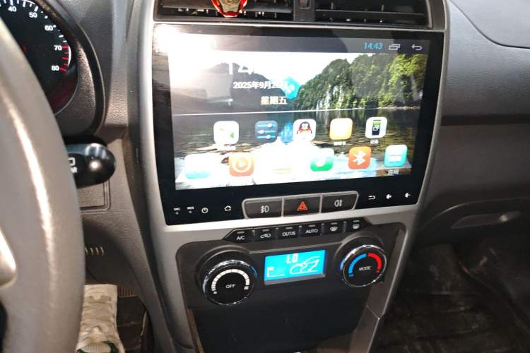 Used Chery Tiggo 3 2015 1.6L Manual Zhishang Commemorative Edition Audio And AC Panel