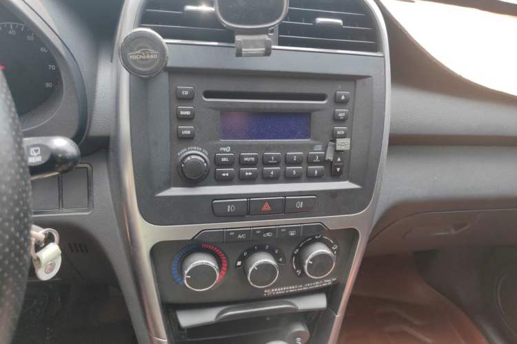 Used Chery Tiggo 3 2015 1.6L CVT Fashion Sport Edition Audio And AC Panel