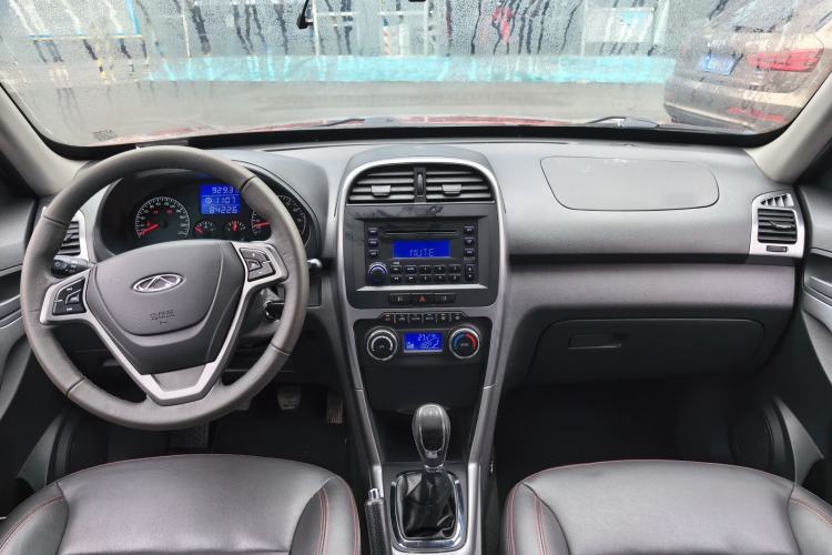 Used Chery Tiggo 3 2015 1.6L Manual Zhishang Commemorative Edition Center Console