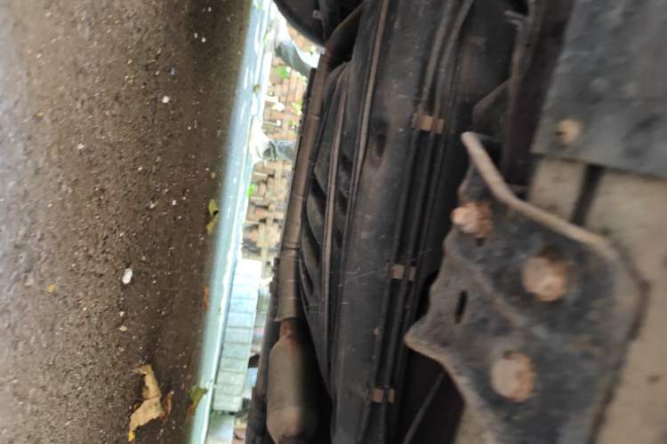 Used Chery Tiggo 3 2015 1.6L Manual Zhishang Commemorative Edition Chassis Rear Right