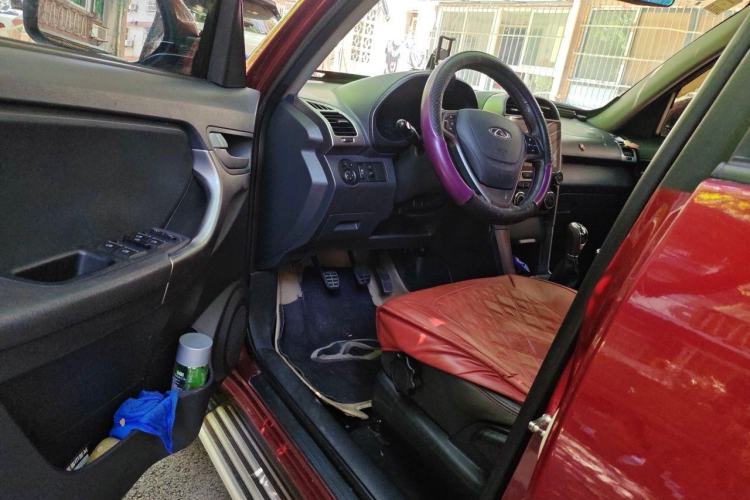 Used Chery Tiggo 3 2015 1.6L Manual Zhishang Commemorative Edition Driver Seat