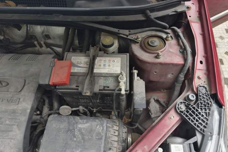 Used Chery Tiggo 3 2015 1.6L CVT ZhiShang Sport Edition Engine Bay Left