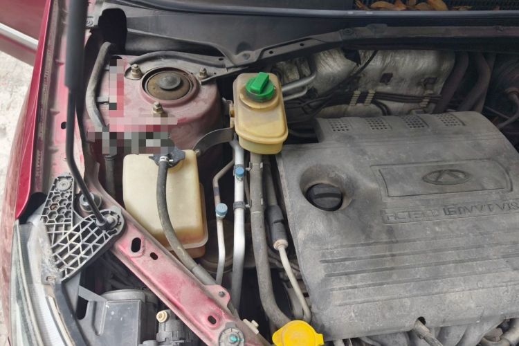 Used Chery Tiggo 3 2015 1.6L CVT ZhiShang Sport Edition Engine Bay Right