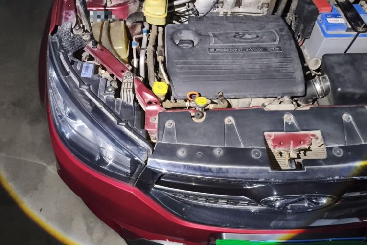 Used Chery Tiggo 3 2015 1.6L CVT ZhiShang Commemorative Edition Engine Bay Right