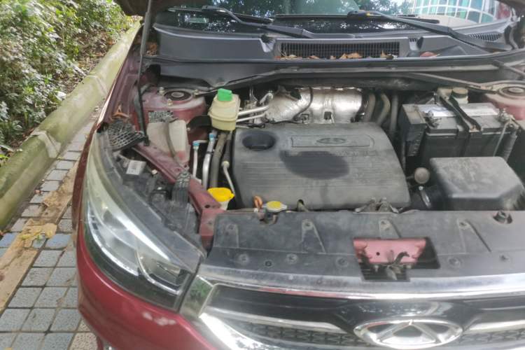 Used Chery Tiggo 3 2015 1.6L CVT ZhiShang Sport Edition Engine Bay Right