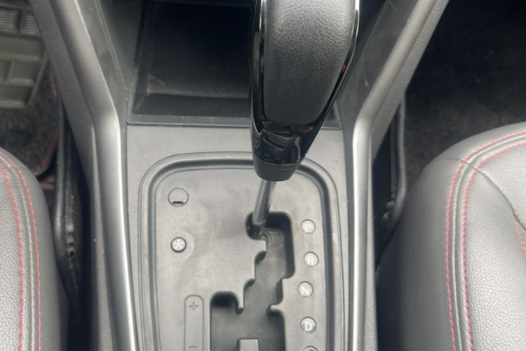 Used Chery Tiggo 3 2015 1.6L CVT ZhiShang Commemorative Edition Gear Lever