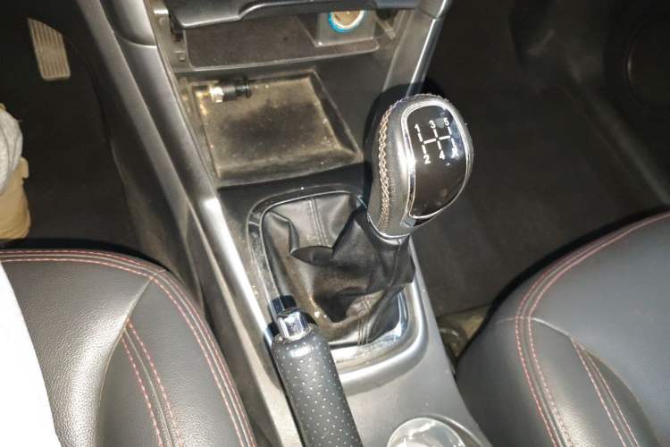 Used Chery Tiggo 3 2015 1.6L Manual Zhishang Commemorative Edition Gear Lever