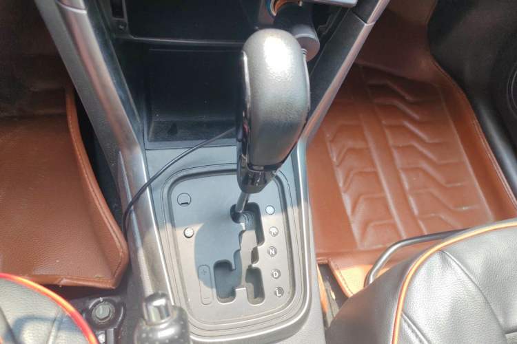 Used Chery Tiggo 3 2015 1.6L CVT Fashion Sport Edition Gear Lever