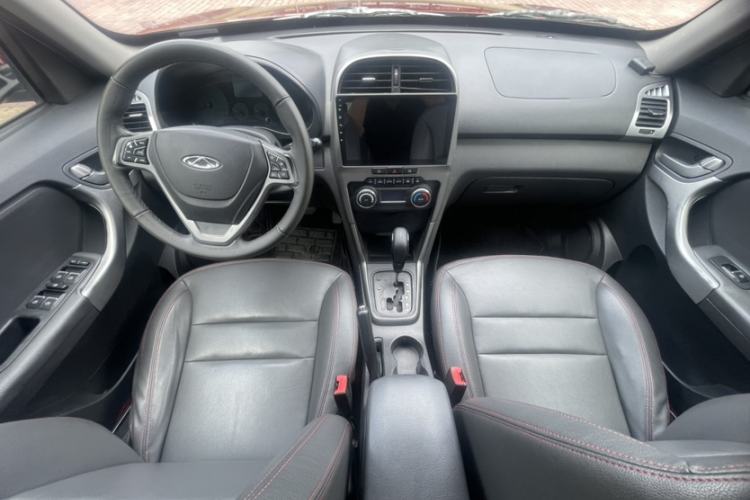 Used Chery Tiggo 3 2015 1.6L CVT ZhiShang Commemorative Edition Interior 3