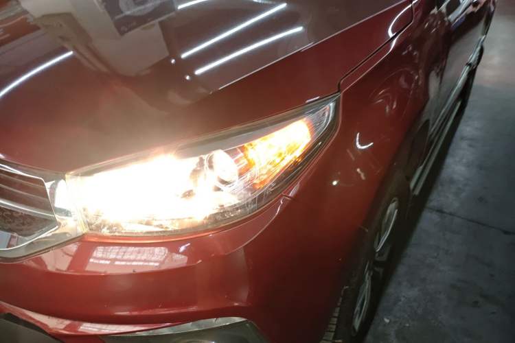 Used Chery Tiggo 3 2015 1.6L Manual Zhishang Commemorative Edition Left Front Headlight