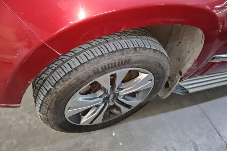 Used Chery Tiggo 3 2015 1.6L Manual Zhishang Commemorative Edition Left Front Wheel Hub