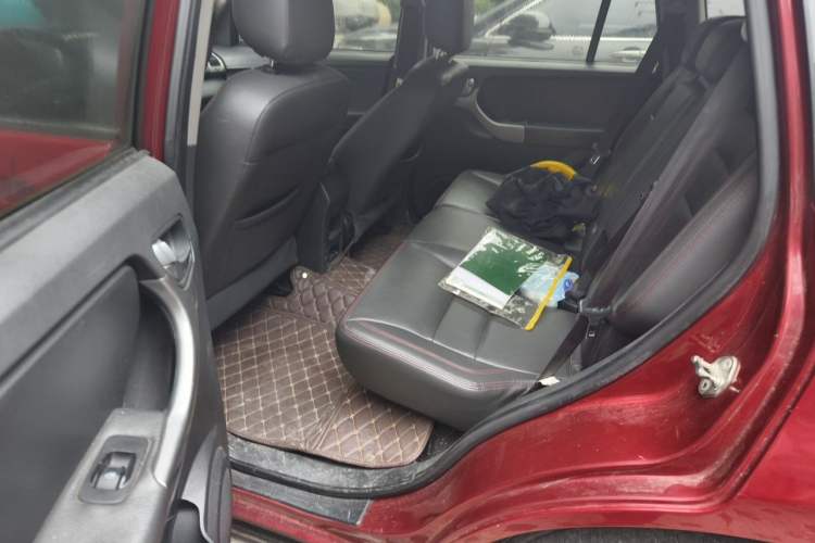 Used Chery Tiggo 3 2015 1.6L CVT ZhiShang Sport Edition Left Rear Seat