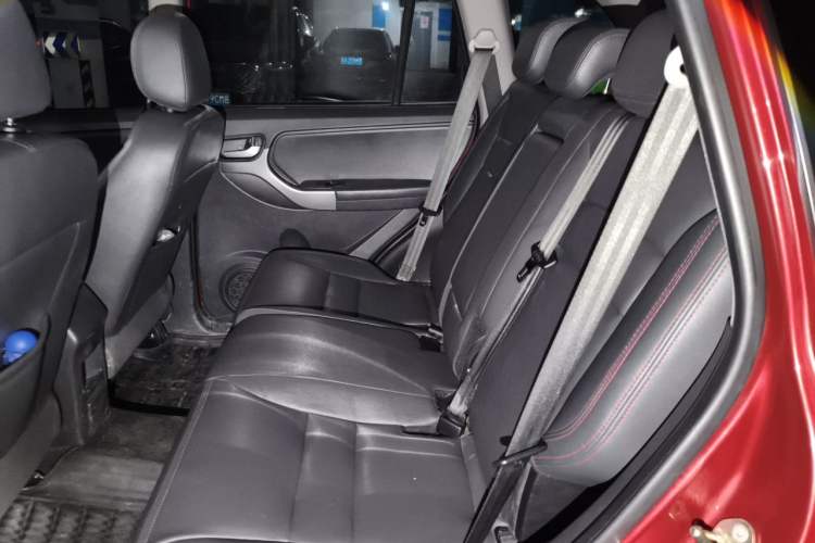 Used Chery Tiggo 3 2015 1.6L CVT ZhiShang Commemorative Edition Left Rear Seat