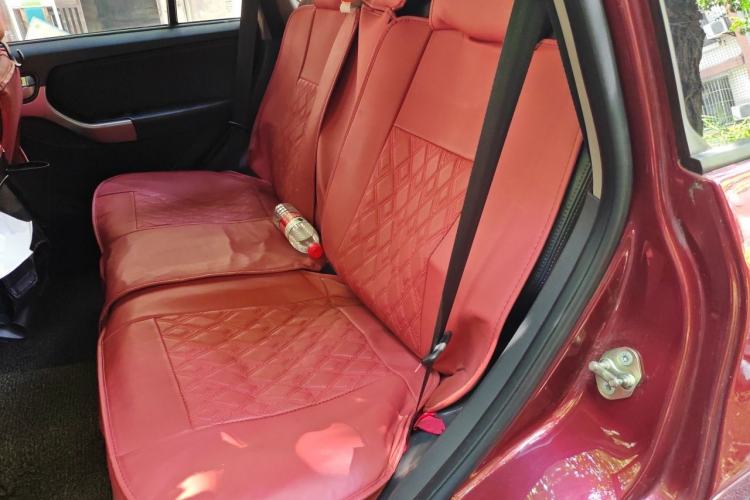 Used Chery Tiggo 3 2015 1.6L Manual Zhishang Commemorative Edition Left Rear Seat