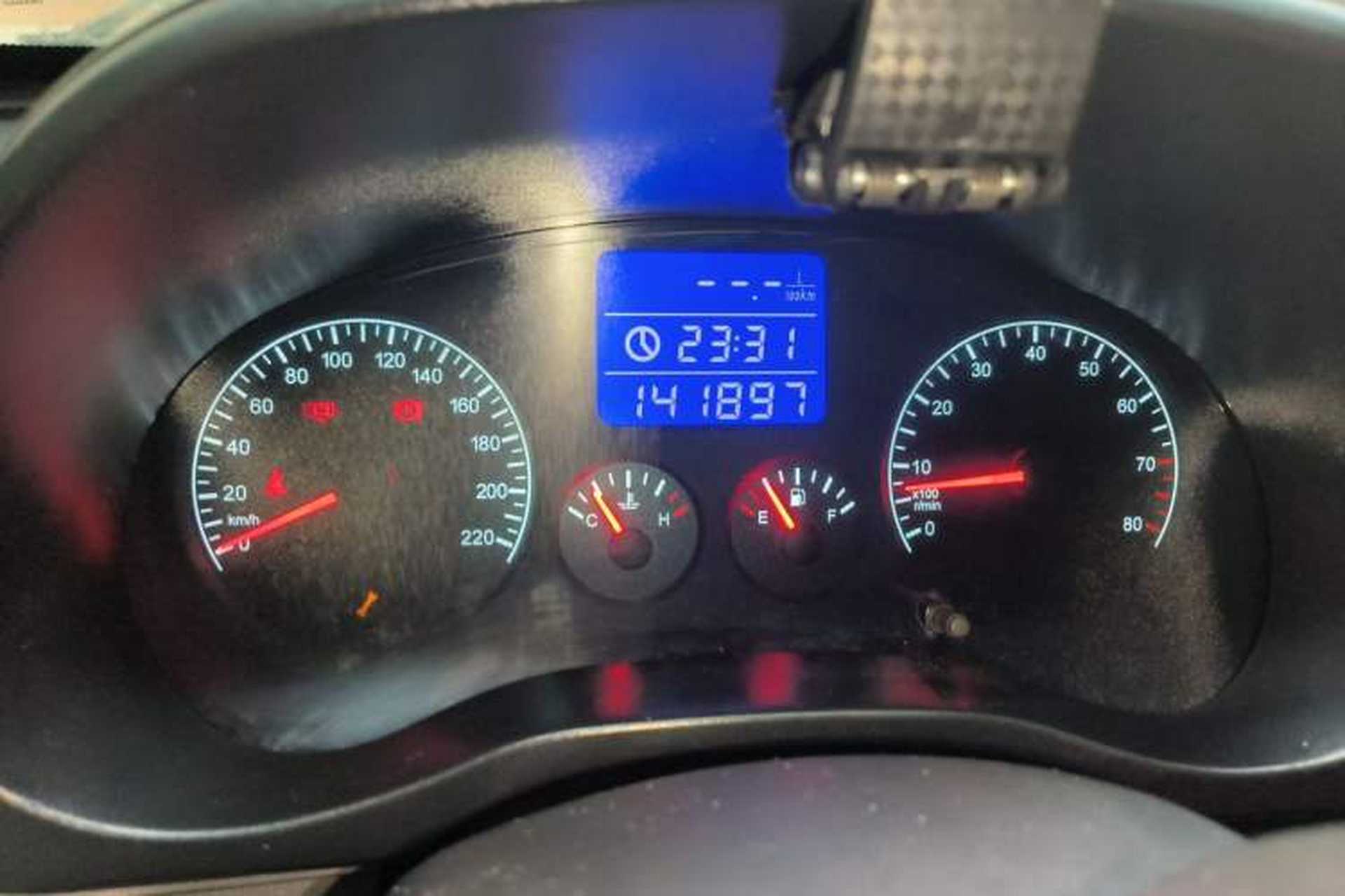 Used Chery Tiggo 3 2015 1.6L Manual Zhishang Commemorative Edition Odometer Close Up