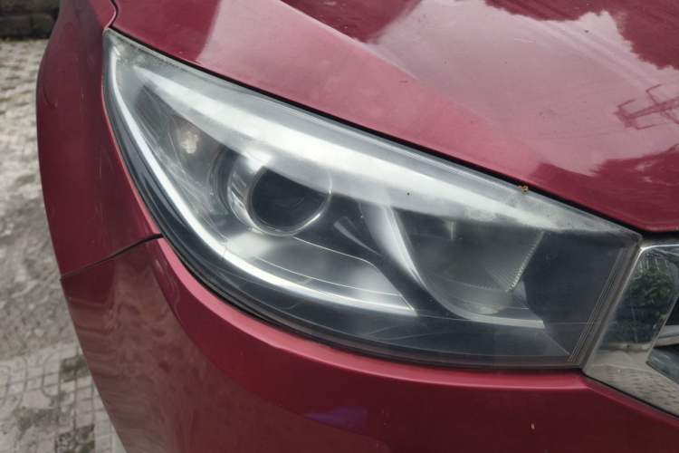 Used Chery Tiggo 3 2015 1.6L CVT ZhiShang Sport Edition Right Front Headlight